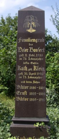 Bonfert Peter 1857-1936 Klein Katharina 1864-1936 Grabstein